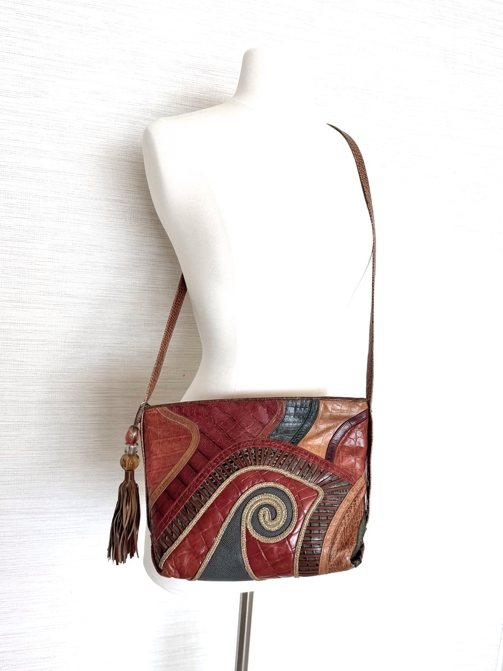 RARE VINTAGE 1980s SHARIF "ART TO WEAR" PATCHWORK LEATHER CROSSBODY BAG 80s